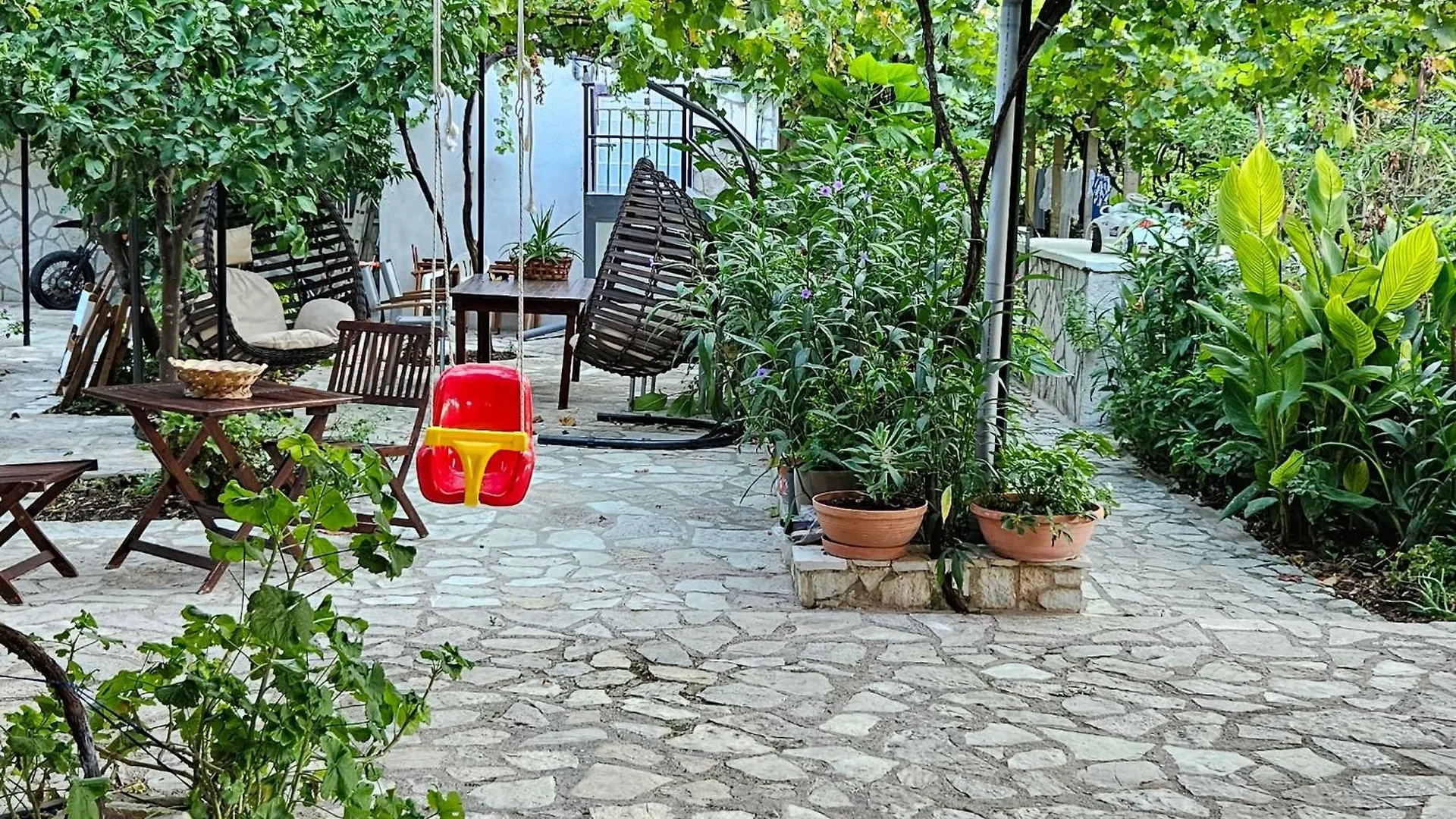 Guest house Klejdi'S House Hotel Qeparo