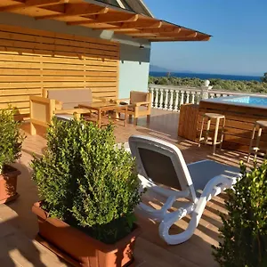 Appartamento Irini's, Qeparo